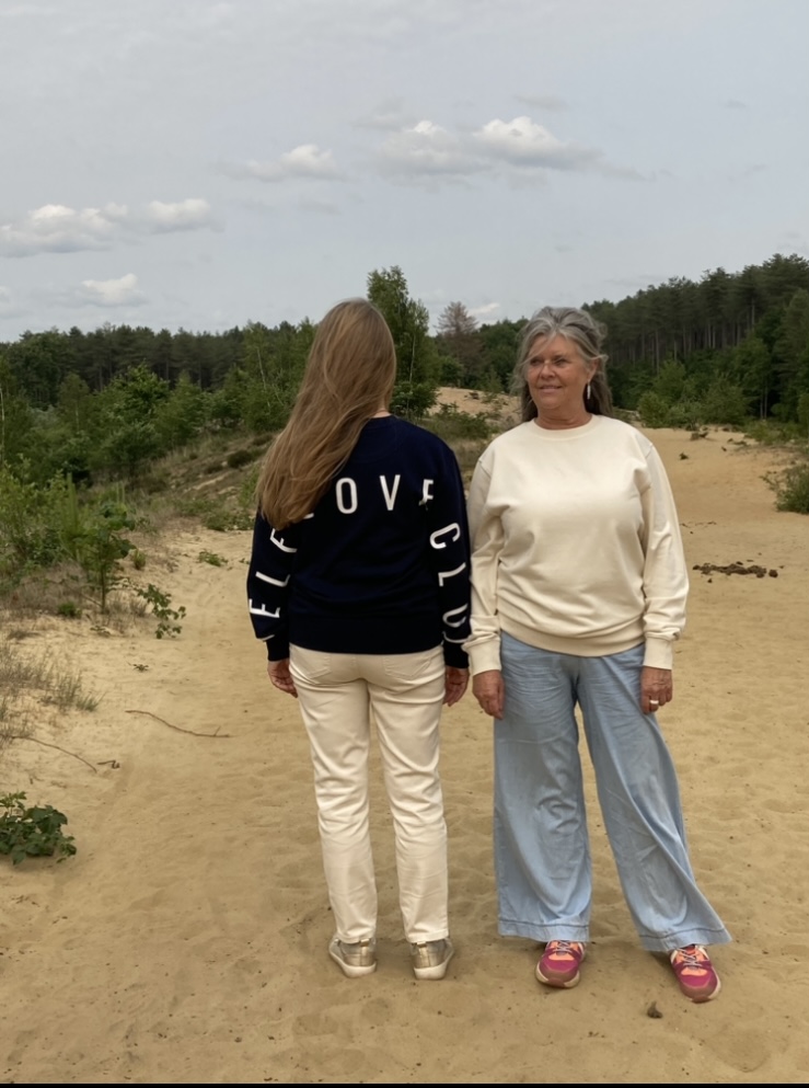 SELFLOVECLUB Sweater - Afbeelding 19