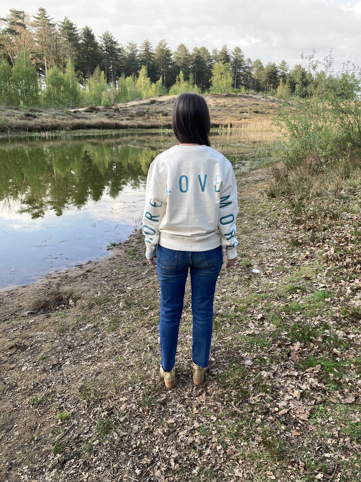 MORE LOVE MORE Sweater - Afbeelding 6